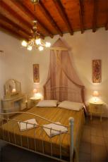 sifnos-rooms-poulati2.jpg
