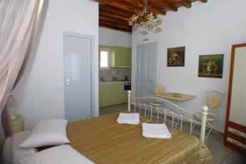 sifnos-rooms-poulati4.jpg